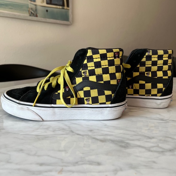 Vans Limited Edition Where's Waldo? Sk8-Hi Big Kid Size 4.5 or Womens Si… - Picture 8 of 16